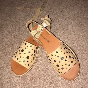 🆕✨LUCKY BRAND espadrilles